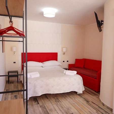 Oldwell Hotel Санта Доменика Екстериор снимка