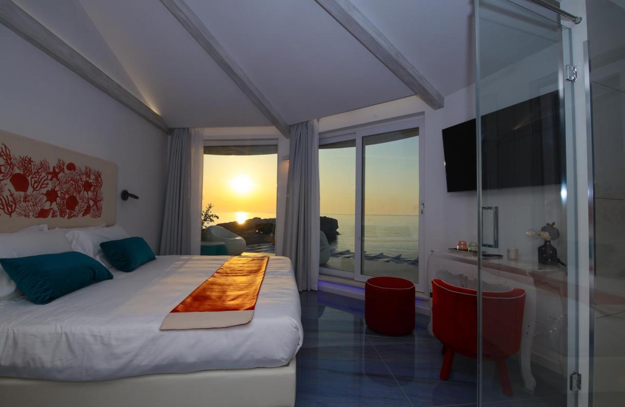 Oldwell Hotel Санта Доменика Екстериор снимка
