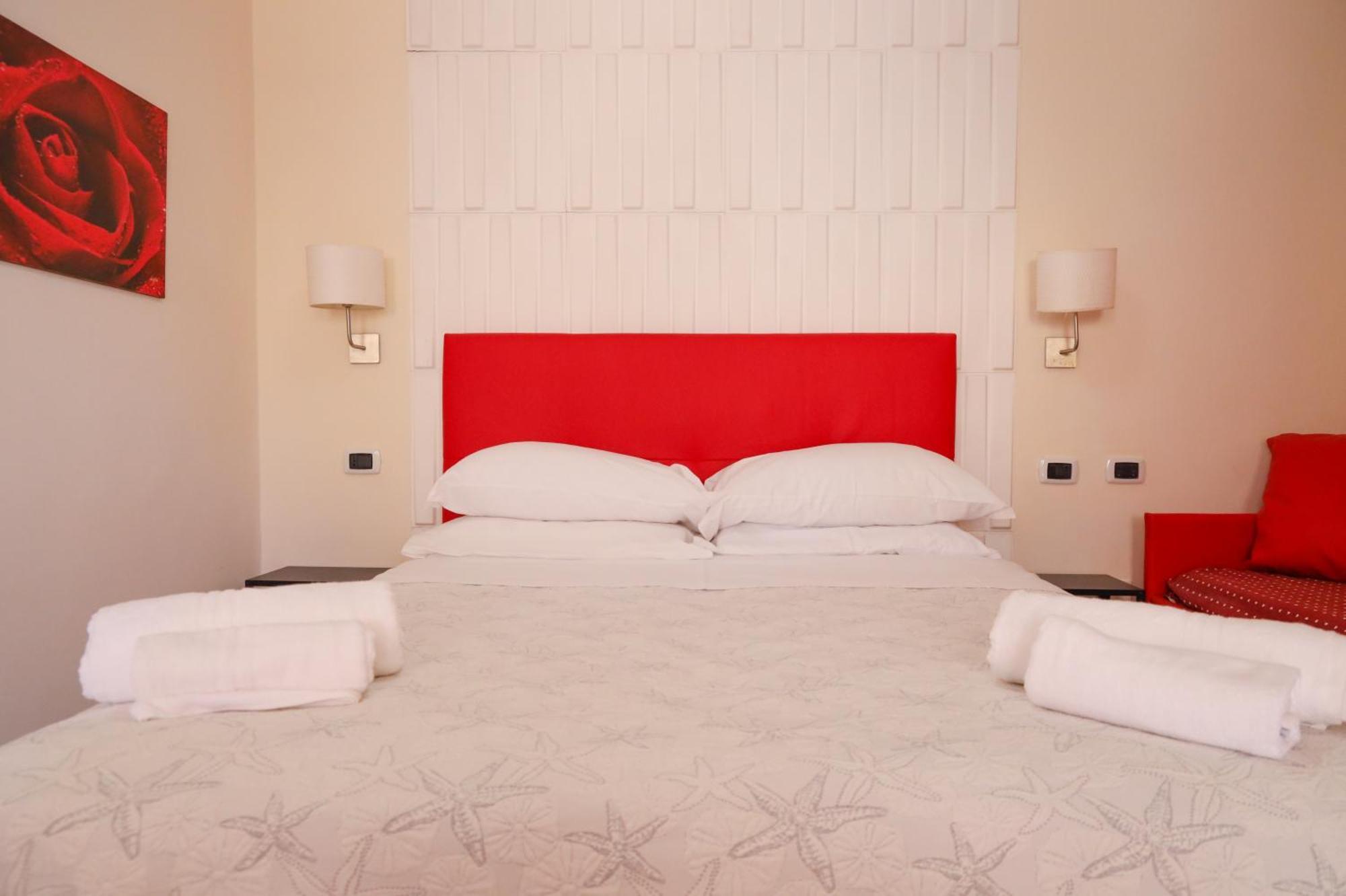 Oldwell Hotel Санта Доменика Екстериор снимка