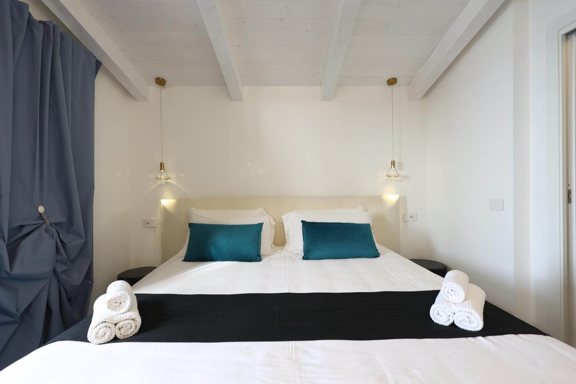 Oldwell Hotel Санта Доменика Екстериор снимка