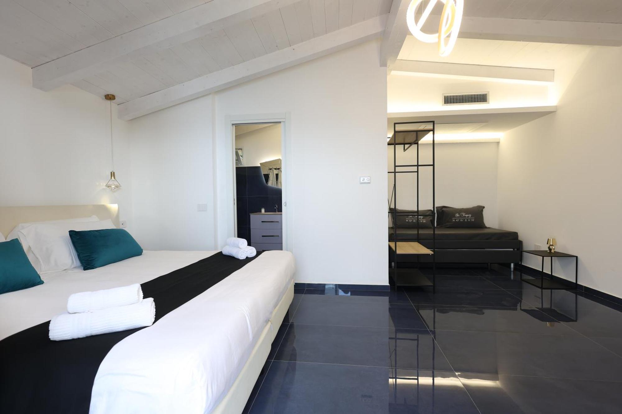 Oldwell Hotel Санта Доменика Екстериор снимка